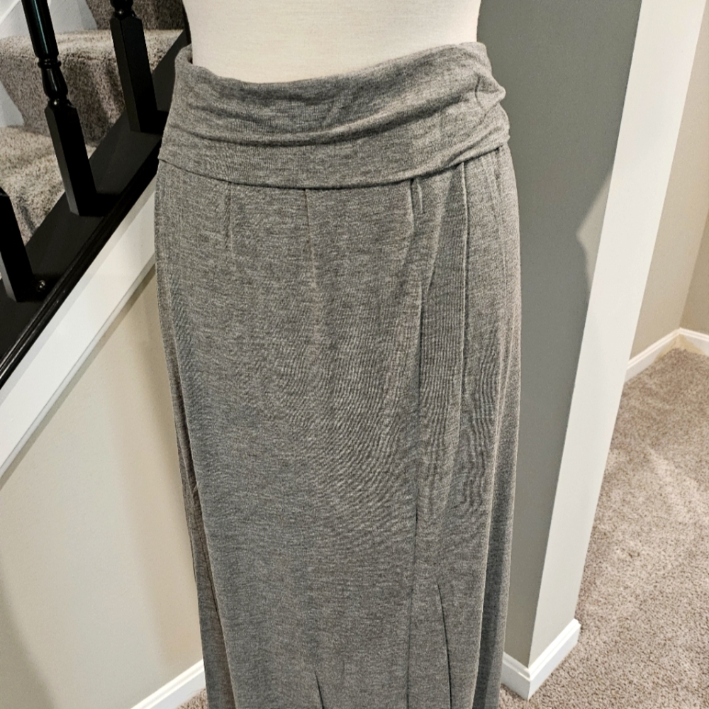Fab’rik – Long Soft Flowy Gray Maxi Skirt (Size L)